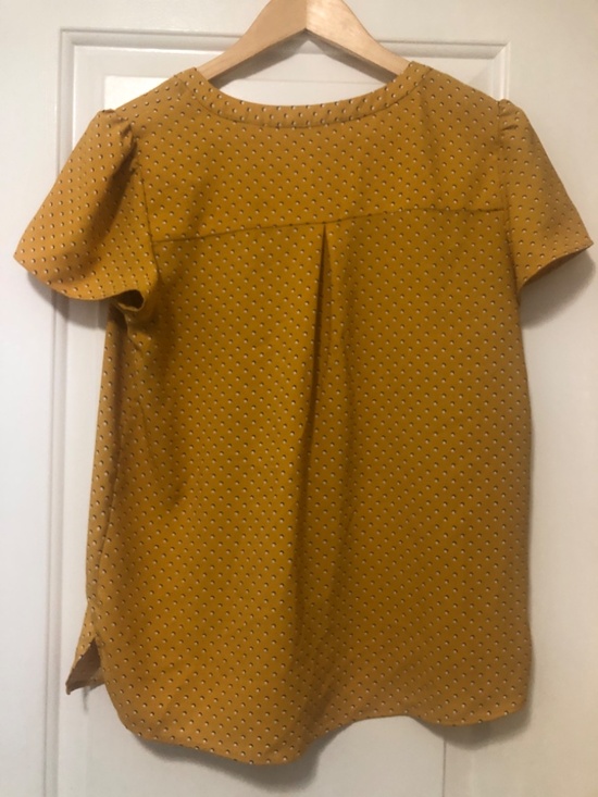 Hilary Radley popover printed blouse in mustard yellow Size XS - Picture 4 of 5